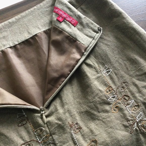 San Francisco Embroidered Flared Skirt: an ideal choice for the upcoming holiday - Picture 5 of 5